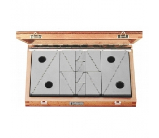 Sada univerzálních upínacích podložek v dřevěném boxu, 372400, AMF 73346 22-208mm