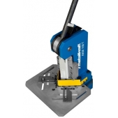 Manuální prostřihovačka AKM 100T